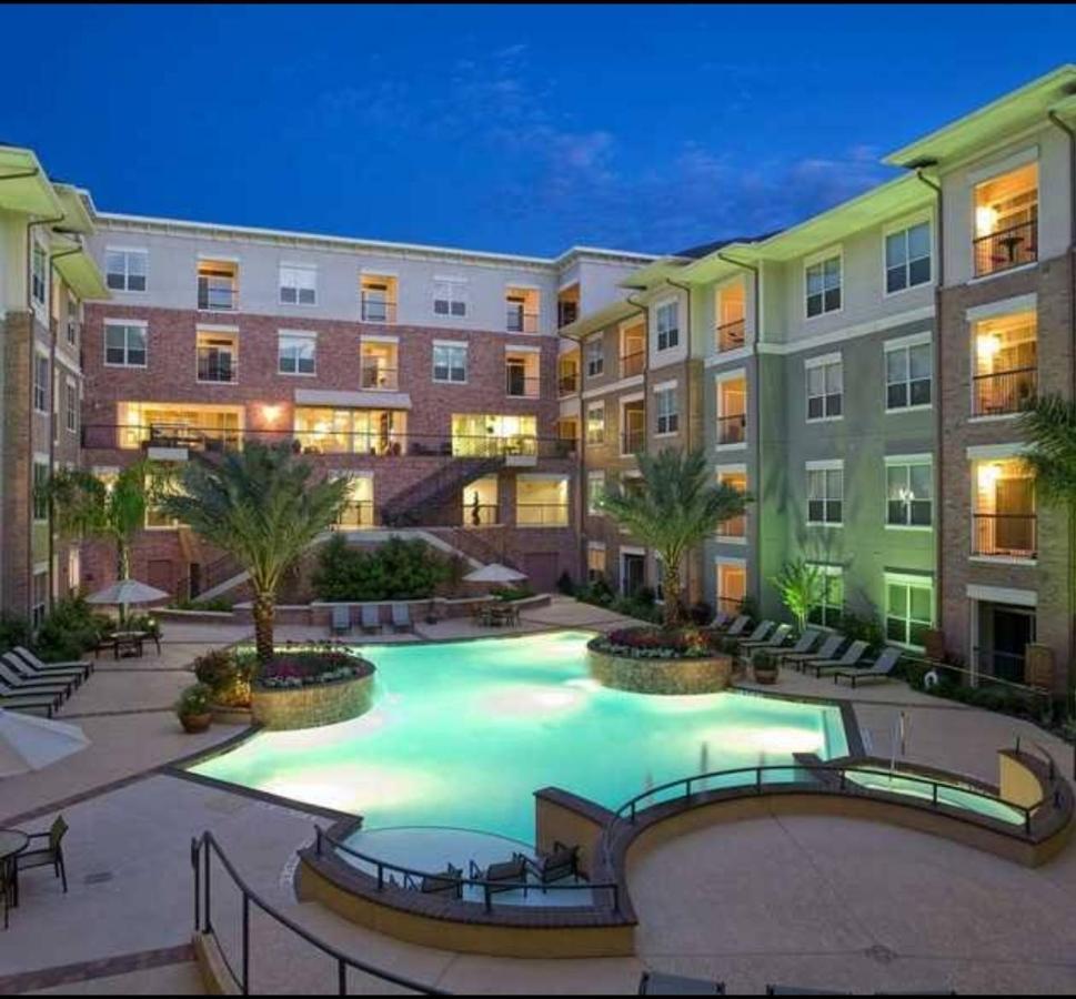 Welcome To The Suite Spot Luxury 1Bedroom Mid-Rise In Suger Land Houston Exterior photo