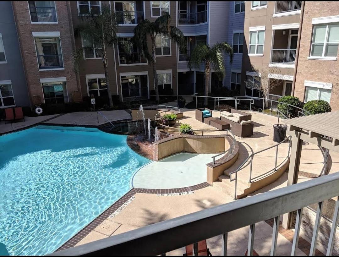 Welcome To The Suite Spot Luxury 1Bedroom Mid-Rise In Suger Land Houston Exterior photo
