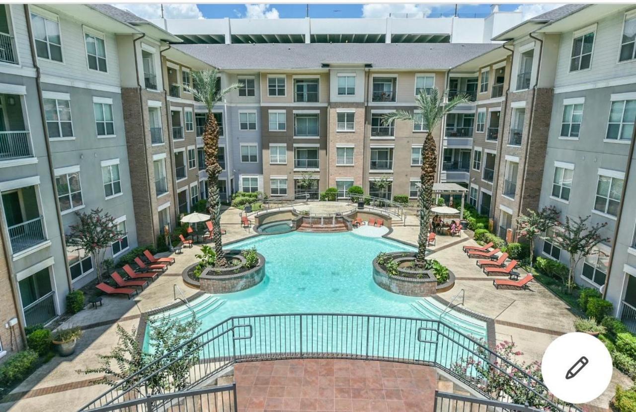 Welcome To The Suite Spot Luxury 1Bedroom Mid-Rise In Suger Land Houston Exterior photo