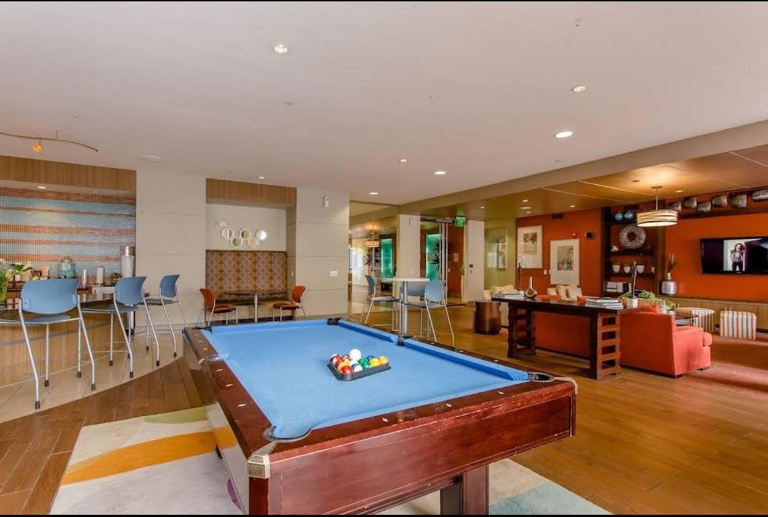 Welcome To The Suite Spot Luxury 1Bedroom Mid-Rise In Suger Land Houston Exterior photo